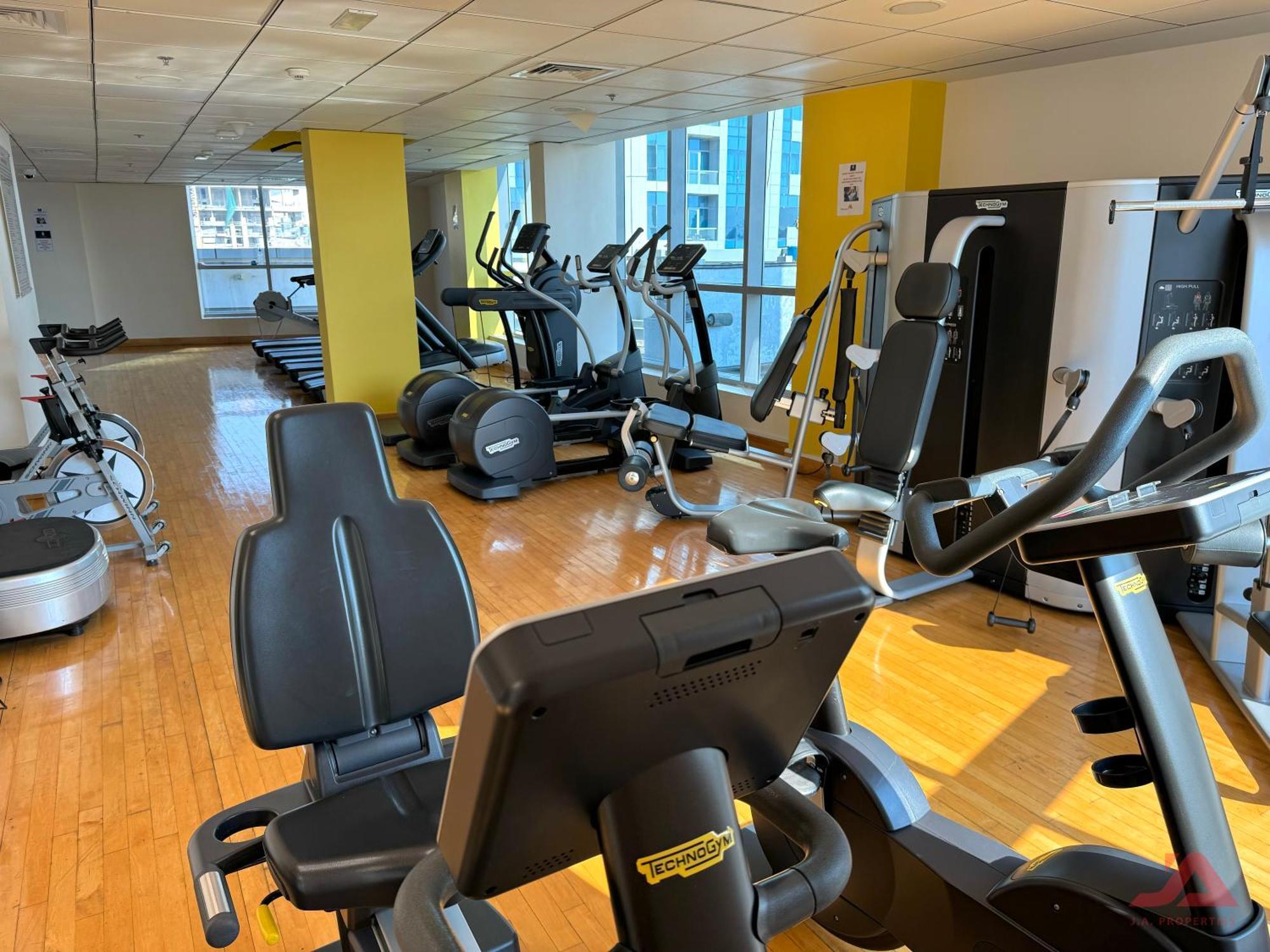 Cozy Marina & Sea View Apt In Bay Central Tower Dubai Marina With Modern Gym & Pool, Steps To Beach & Metro Extérieur photo
