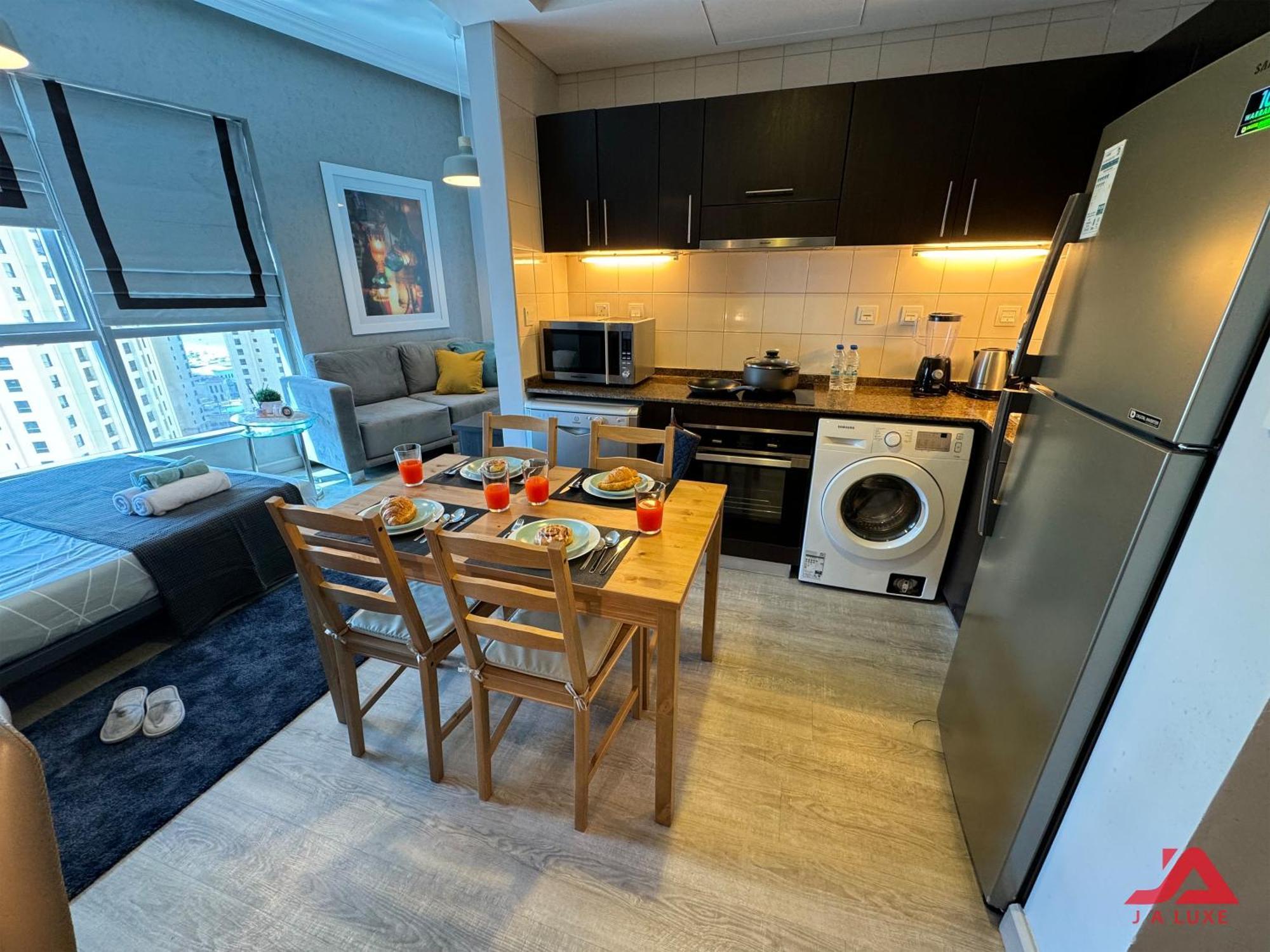 Cozy Marina & Sea View Apt In Bay Central Tower Dubai Marina With Modern Gym & Pool, Steps To Beach & Metro Extérieur photo